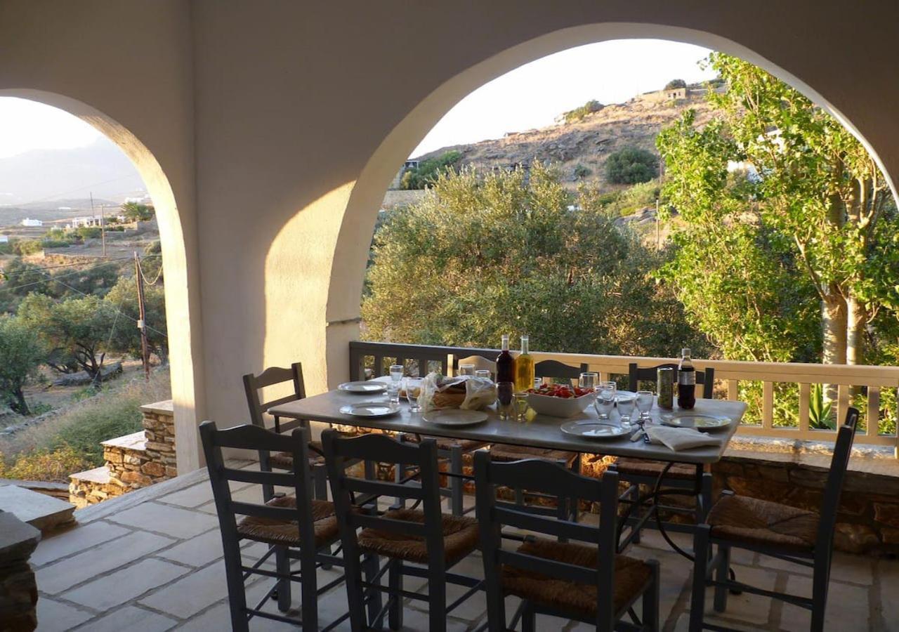 Romano garden house - land tales Agios Romanos Exterior foto