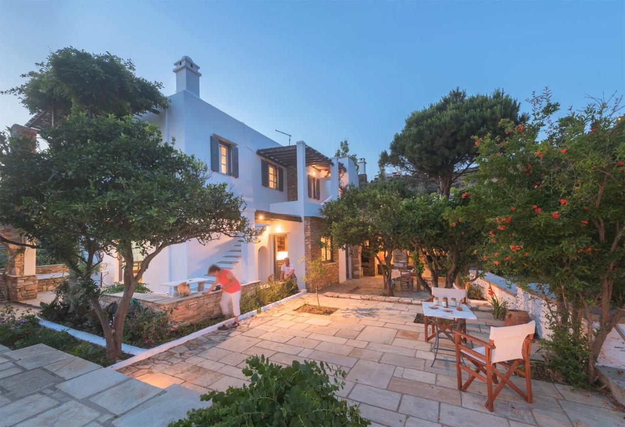Romano garden house - land tales Agios Romanos Exterior foto