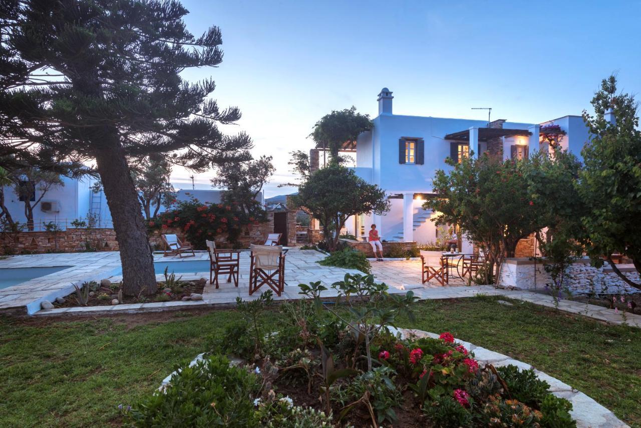 Romano garden house - land tales Agios Romanos Exterior foto